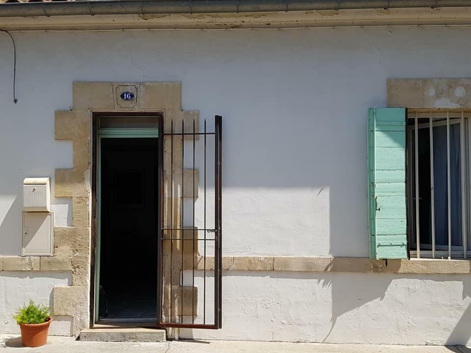 Apartmán Jolie Petite Maison Idealement Situee Arles Exteriér fotografie